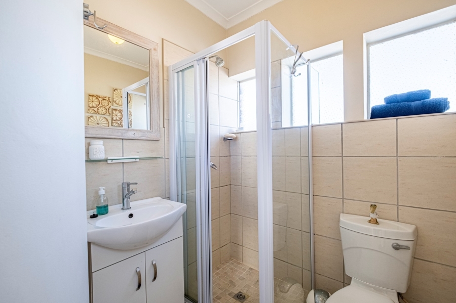 5 Bedroom Property for Sale in Summerstrand Eastern Cape